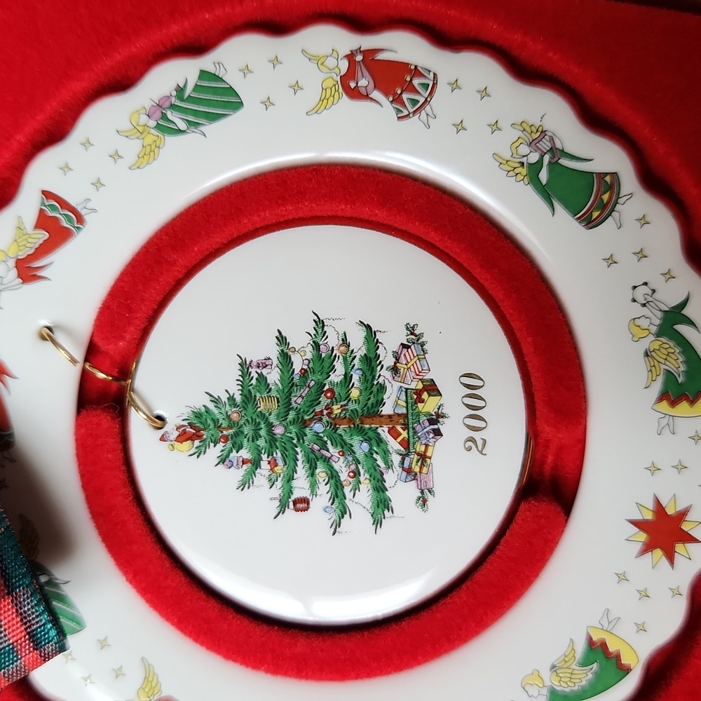 Vintage Porcelain Spode Christmas Ornament  Year 2000 - Picture 5 of 8